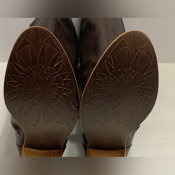 BARE TRAPS BROWN KNEE HIGH TOMMY BOOTS - SZ 8W - Picture 7 of 8